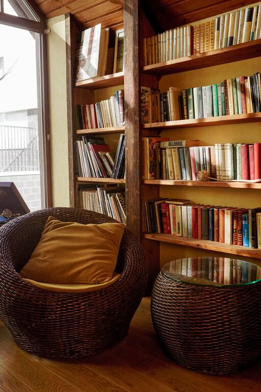 How to Create a Cozy Reading Nook in Any Room of Your Home